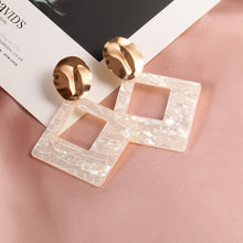 Load image into Gallery viewer, Women Gold Earrings