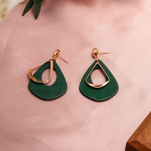 Women Gold Earrings