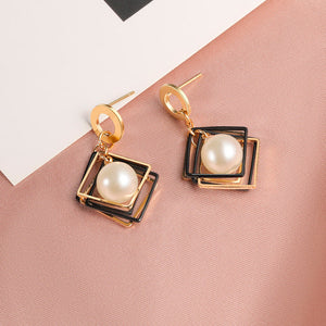 Women Gold Earrings